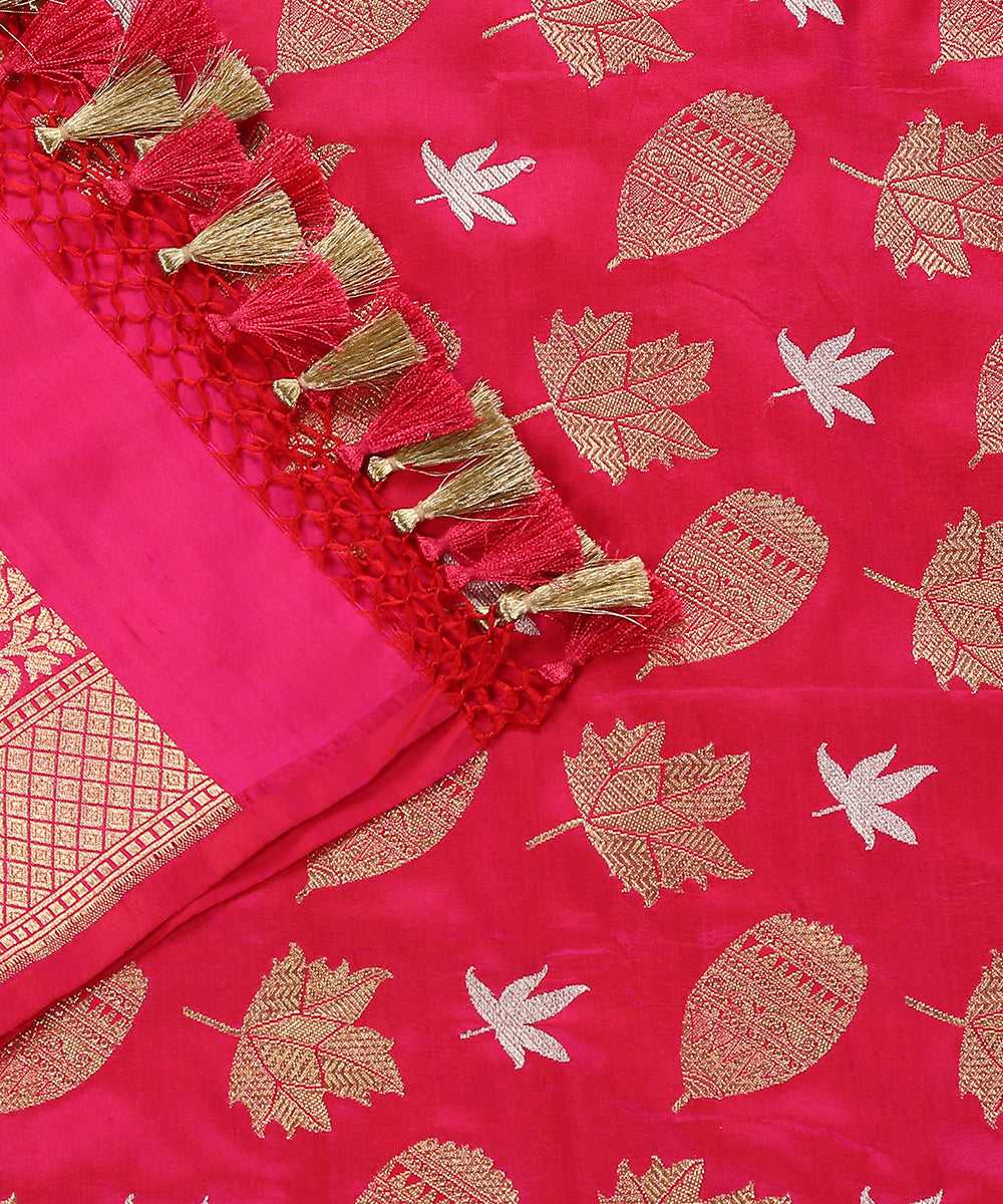 Handloom_Hot_Pink_Sona_Rupa_Pure_Katan_Silk_Banarasi_Dupatta_WeaverStory_04