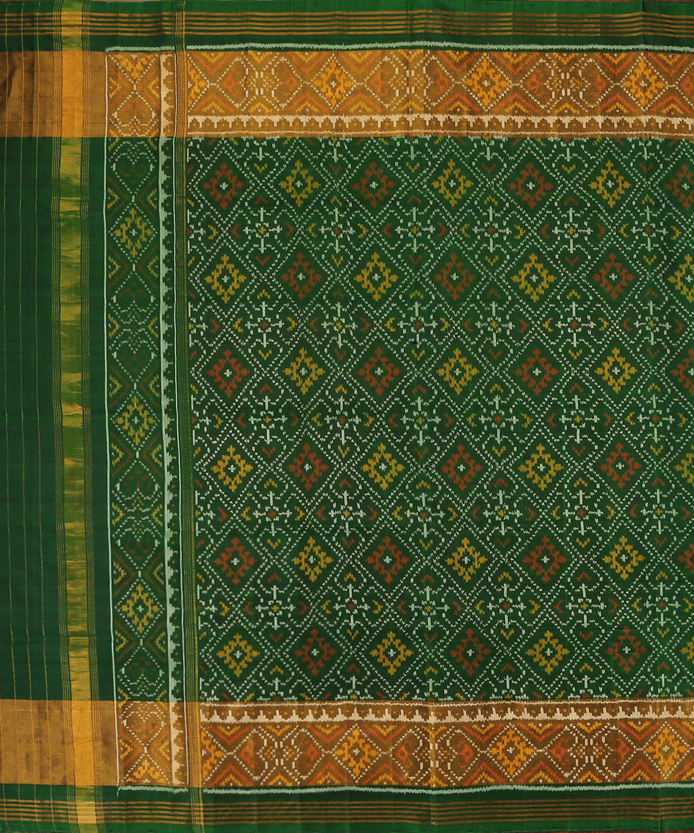 Green_Handloom_Pure_Mulberry_Silk_Single_Ikat_Patola_Dupatta_With_Tissue_Border_WeaverStory_02