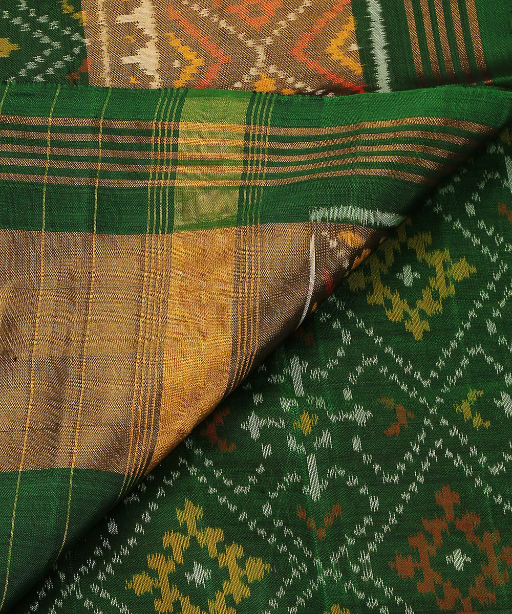 Green_Handloom_Pure_Mulberry_Silk_Single_Ikat_Patola_Dupatta_With_Tissue_Border_WeaverStory_04