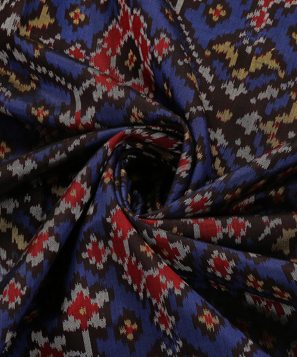 Handloom_Blue_Single_Ikat_Patola_Dupatta_With_Maroon_Pallu_WeaverStory_05