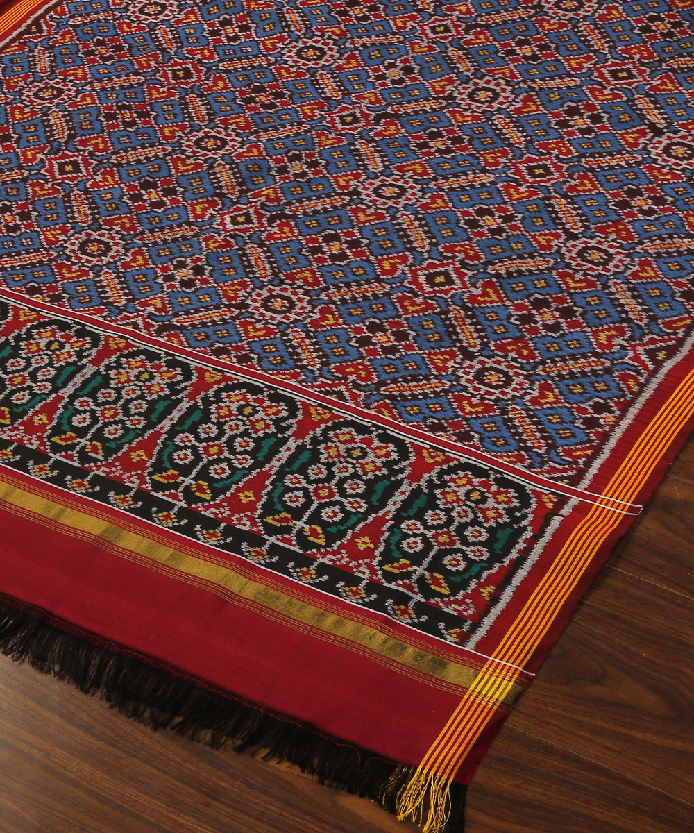 Handloom_Blue_Pure_Mulberry_Silk_Single_Ikat_Patola_Dupatta_With_Black_And_Maroon_Border_WeaverStory_03