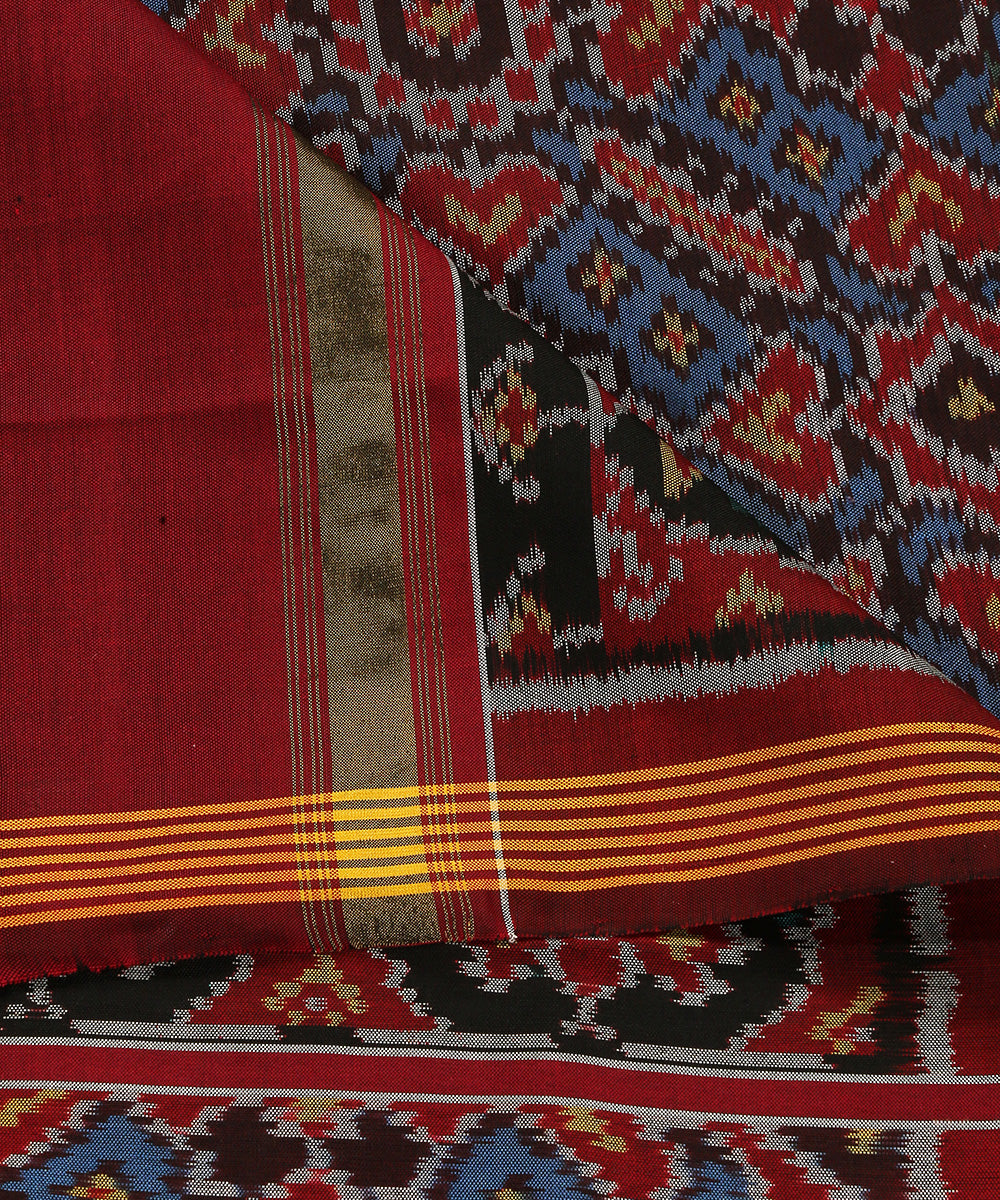 Handloom_Blue_Pure_Mulberry_Silk_Single_Ikat_Patola_Dupatta_With_Black_And_Maroon_Border_WeaverStory_04