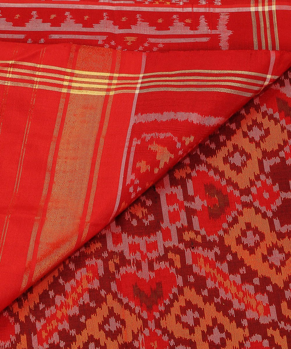 Handloom_Tomato_Red_Pure_Mulberry_Silk_Single_Ikat_Patola_Dupatta_WeaverStory_04