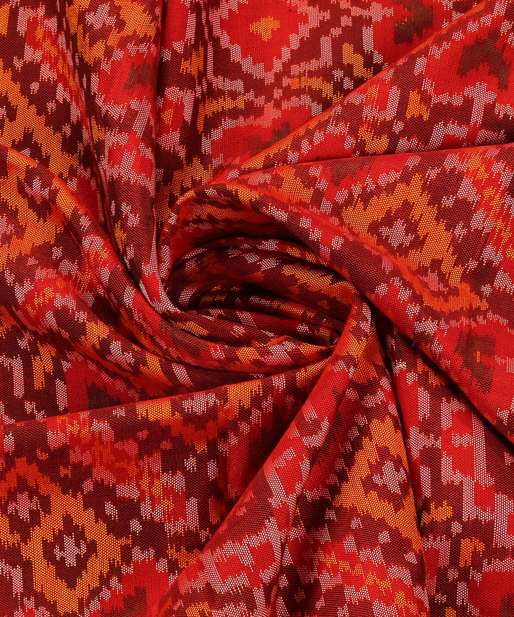 Handloom_Tomato_Red_Pure_Mulberry_Silk_Single_Ikat_Patola_Dupatta_WeaverStory_05