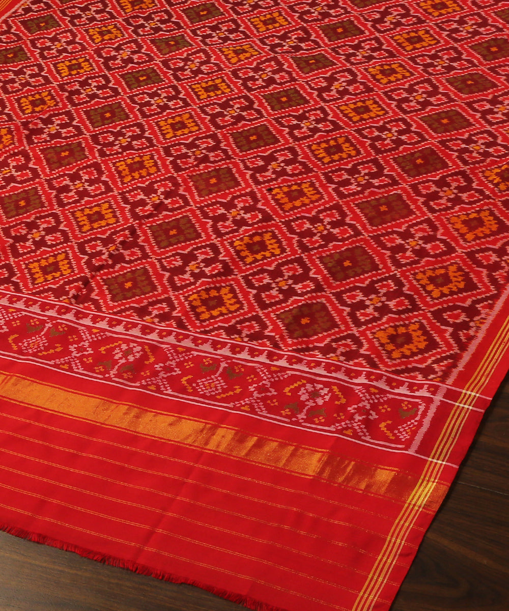 Red_Handloom_Single_Ikat_Pure_Mulberry_Silk_Patola_Dupatta_WeaverStory_03