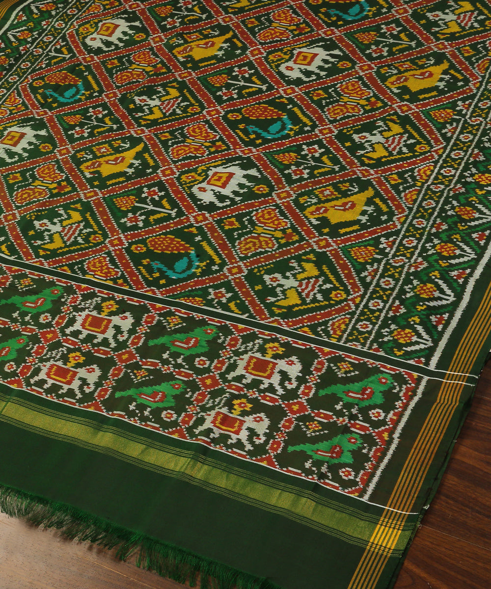 Handloom_Green_Pure_Mulberry_Silk_Single_Ikat_Patola_Dupatta_With_Elephant_Motifs_WeaverStory_03