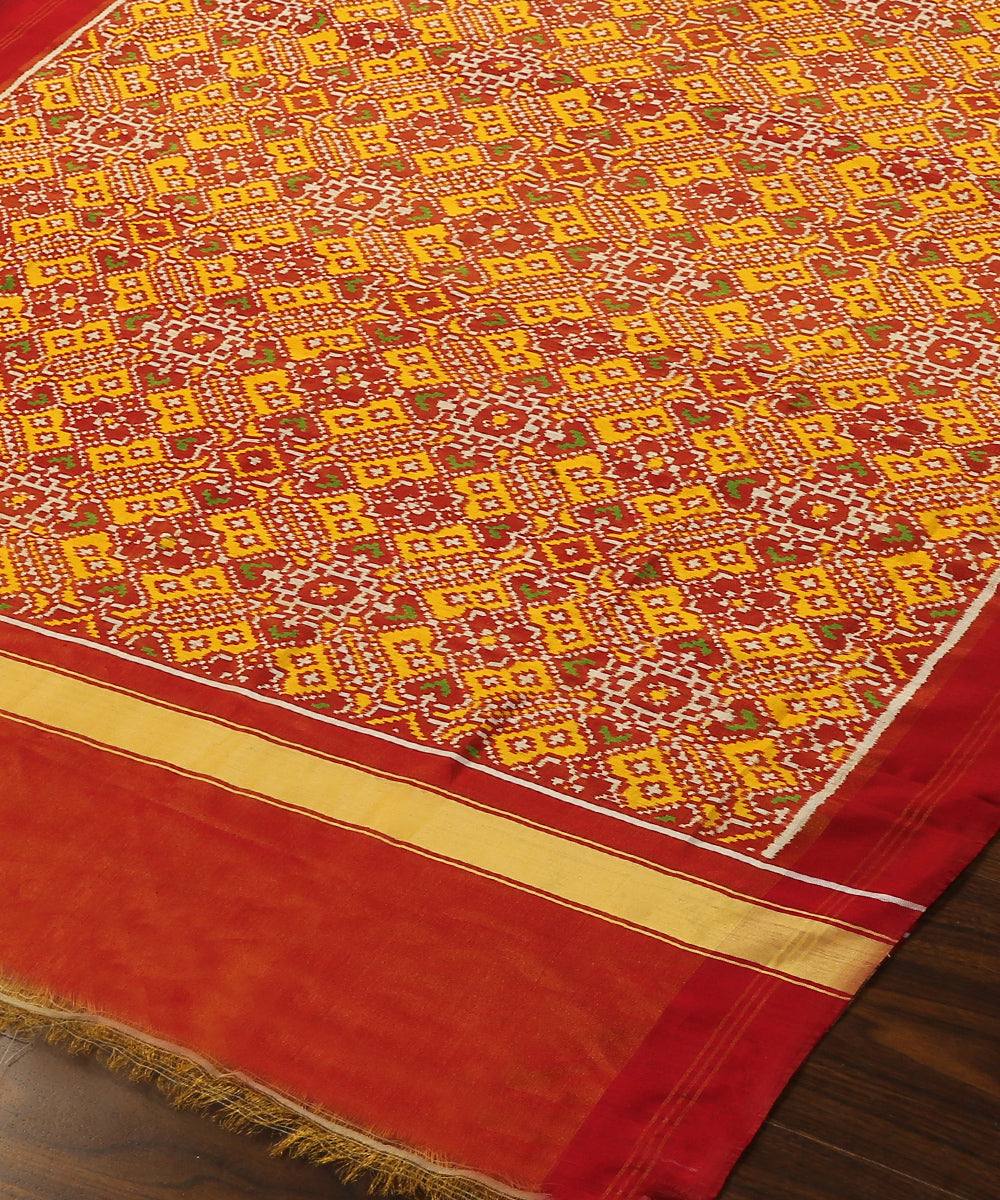 Handloom_Rust_And_Gold_Tissue_Weft_Pure_Mulberry_Silk_Ikat_Patola_Dupatta_WeaverStory_03