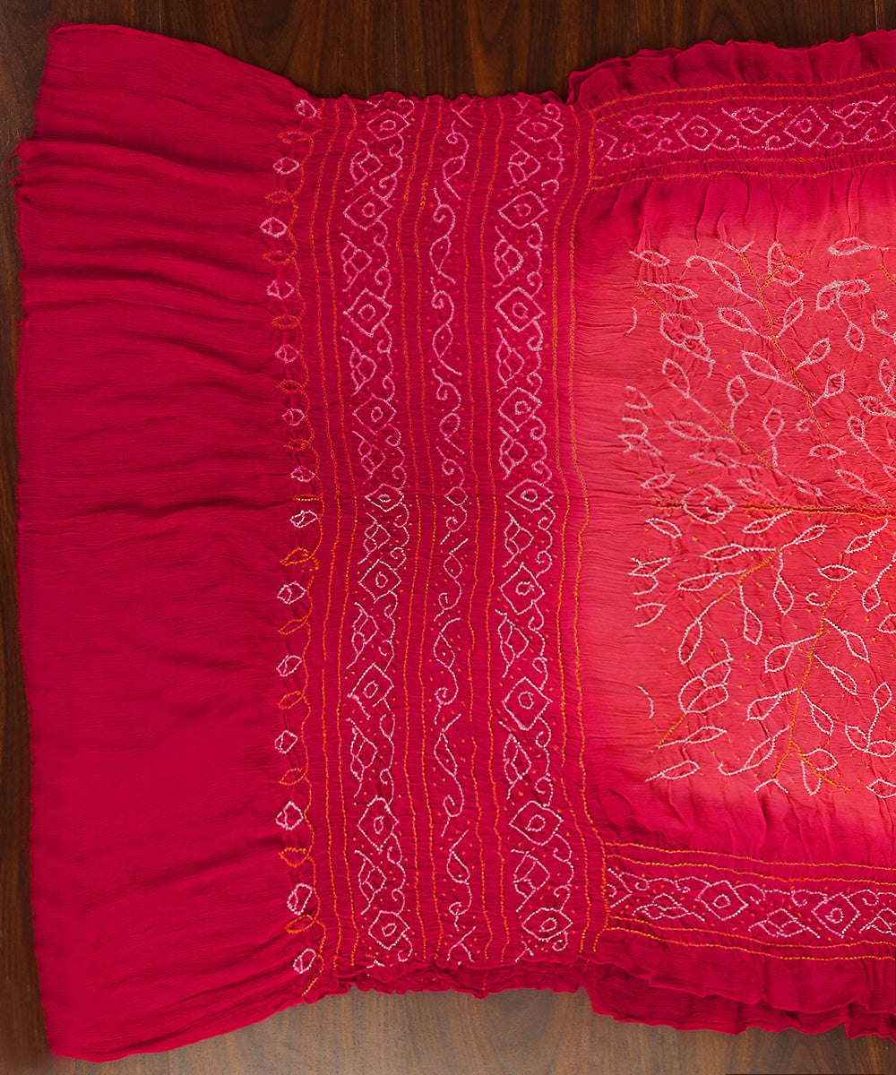 Handloom_Peach_And_Pink_Pure_Georgette_Banarasi_Bandhej_Dupatta_WeaverStory_02
