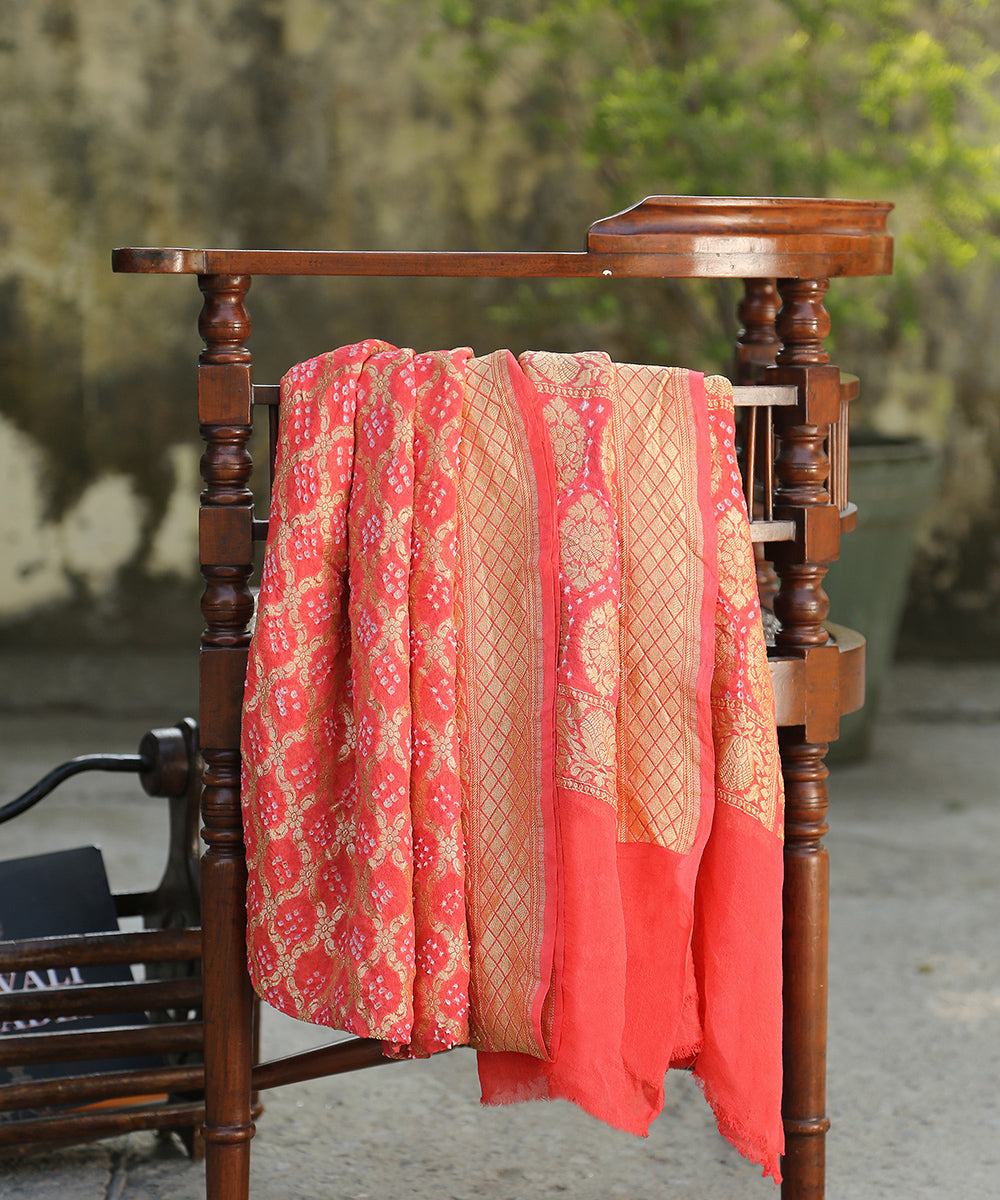 Handloom_Coral_Peach_Pure_Georgette_Banarasi_Bandhej_Dupatta_WeaverStory_01