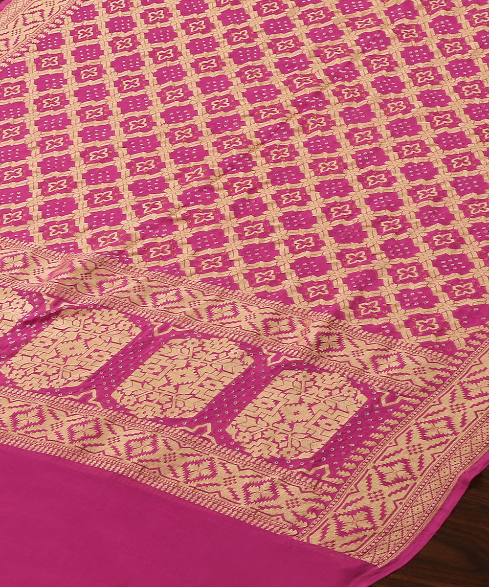 Onion_Pink_Handloom_Pure_Georegette_Banarasi_Bandhej_Dupatta_WeaverStory_03