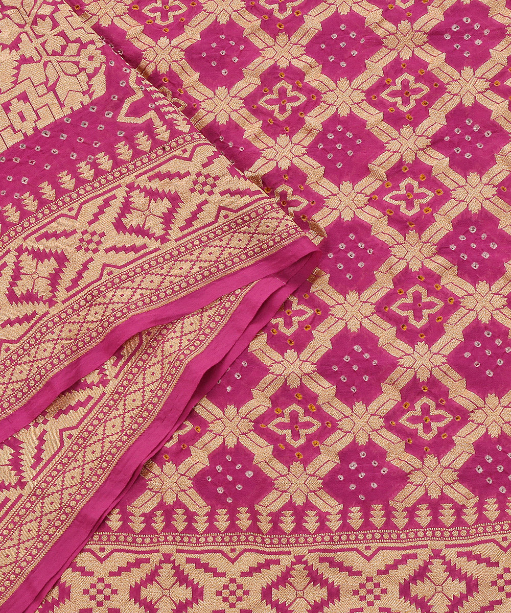 Onion_Pink_Handloom_Pure_Georegette_Banarasi_Bandhej_Dupatta_WeaverStory_04