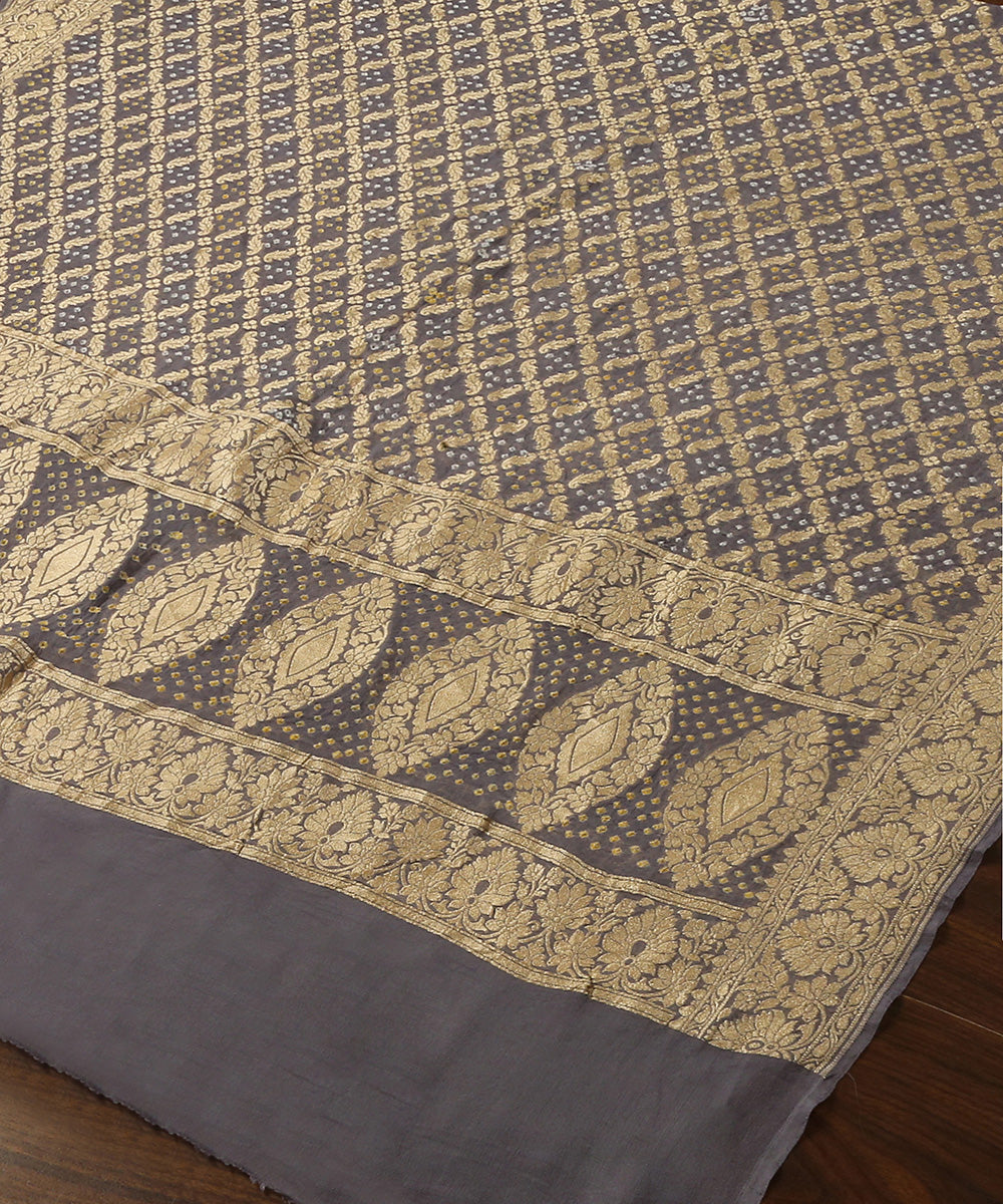 Handloom_Grey_Pure_Georgette_Banarasi_Bandhej_Dupatta_WeaverStory_03