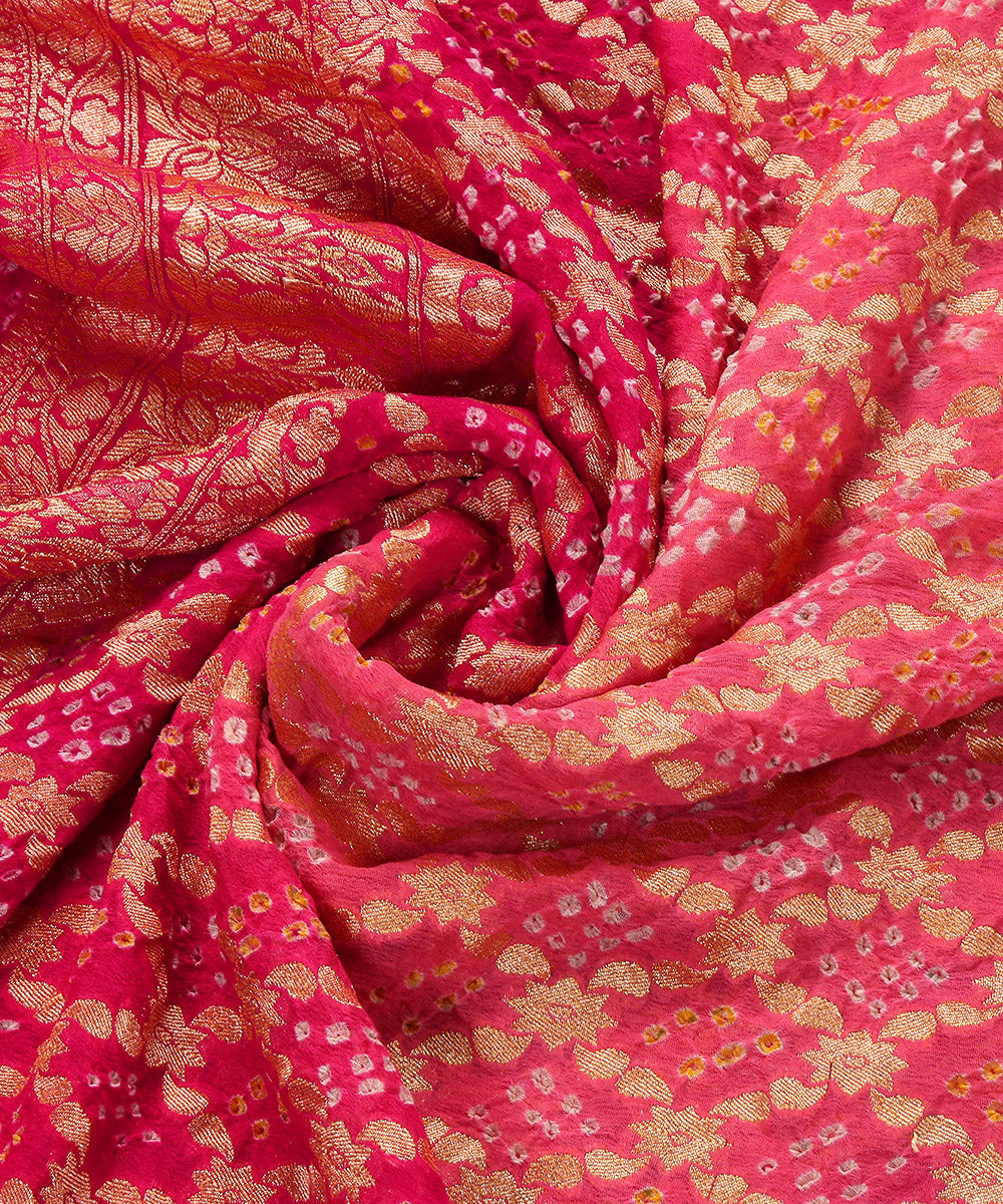Handloom_Peach_And_Pink_Pure_Georgette_Banarasi_Bandhej_Dupatta_WeaverStory_05
