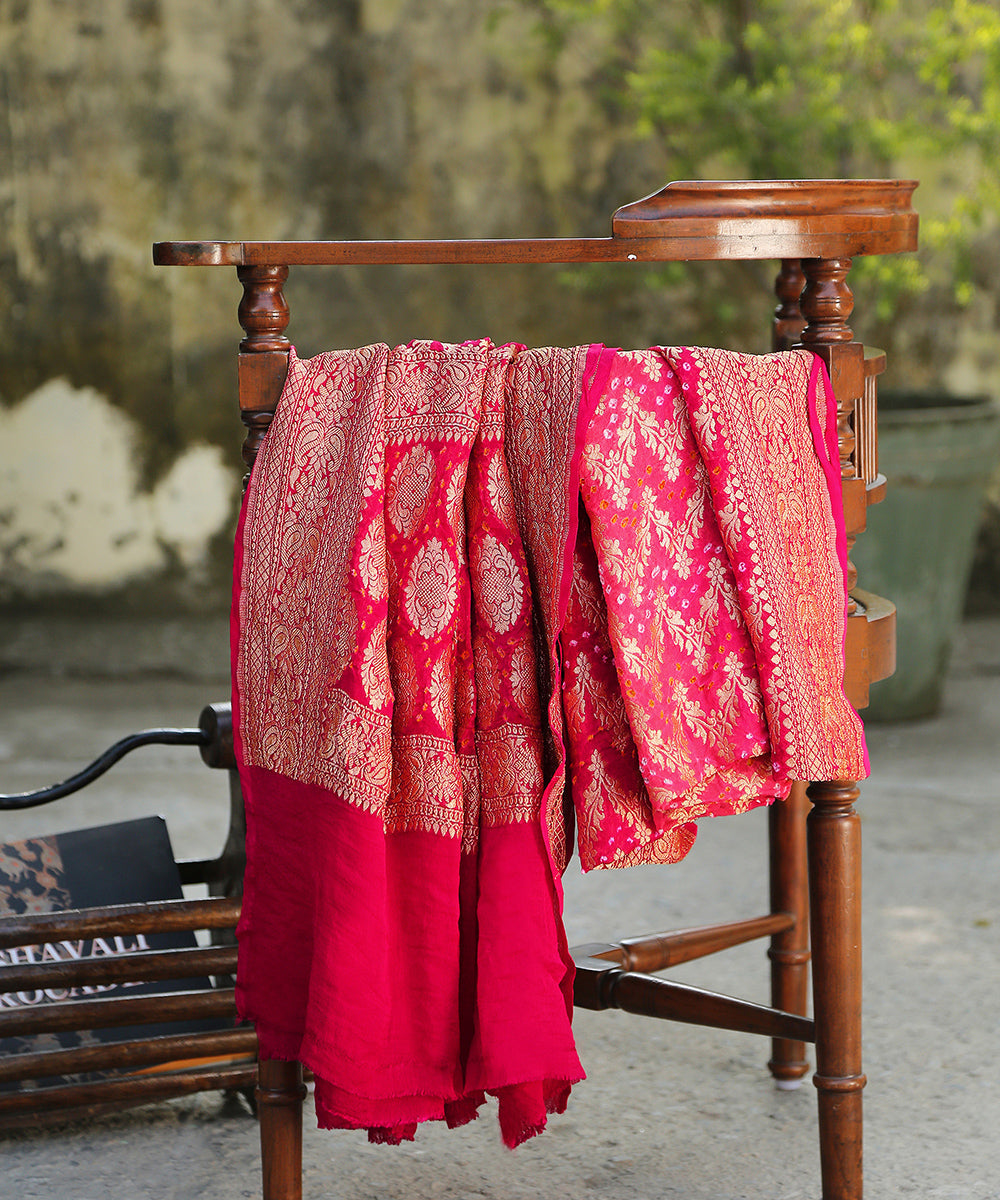Handloom_Pink_And_Peach_Pure_Georegette_Banarasi_Bandhej_Dupatta_WeaverStory_01