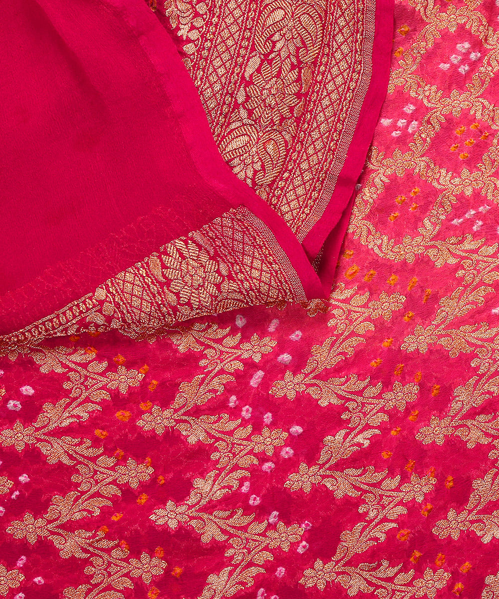 Handloom_Pink_And_Peach_Pure_Georegette_Banarasi_Bandhej_Dupatta_WeaverStory_04