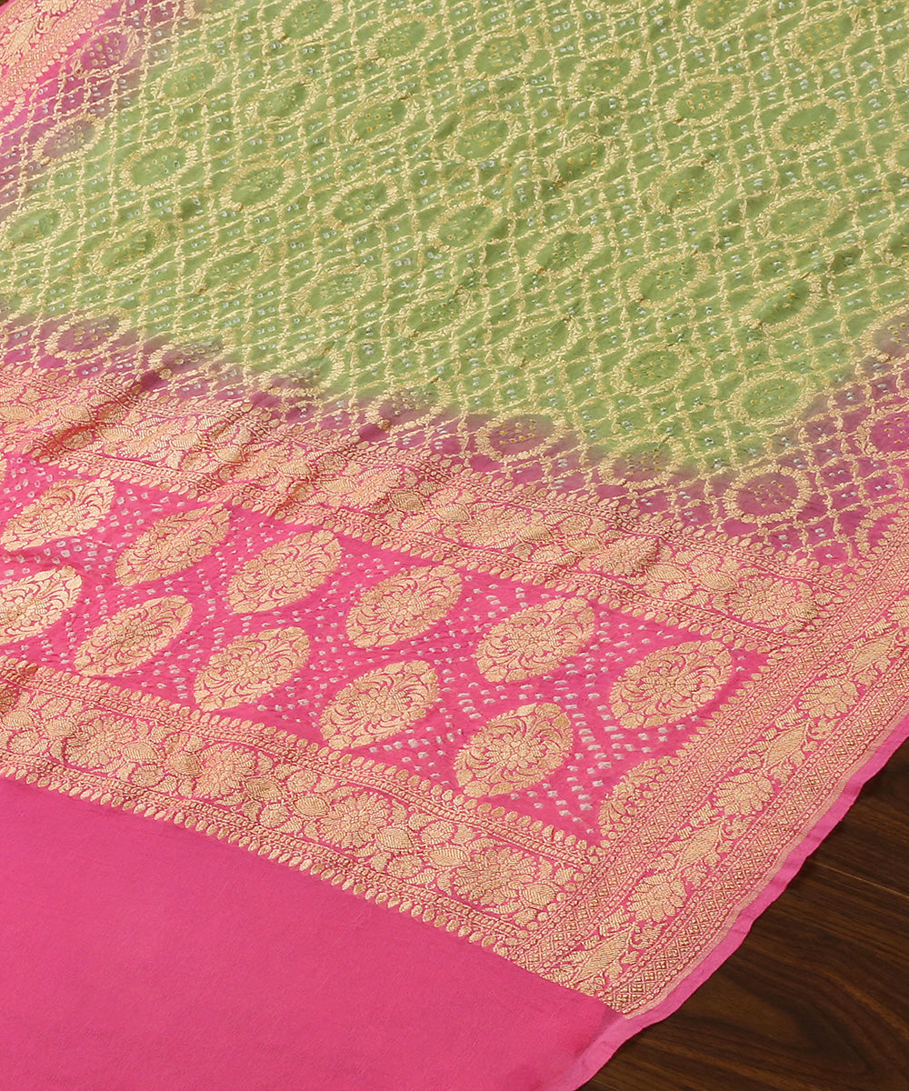 Handloom_Pista_Green_And_Pink_Pure_Georegtte_Banarasi_Bandhej_Dupatta_WeaverStory_03