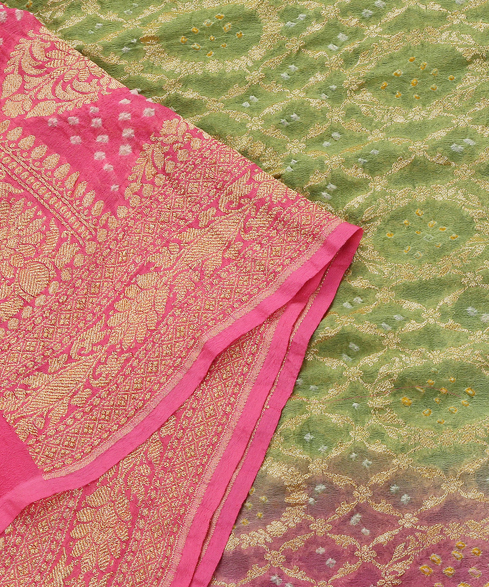 Handloom_Pista_Green_And_Pink_Pure_Georegtte_Banarasi_Bandhej_Dupatta_WeaverStory_04