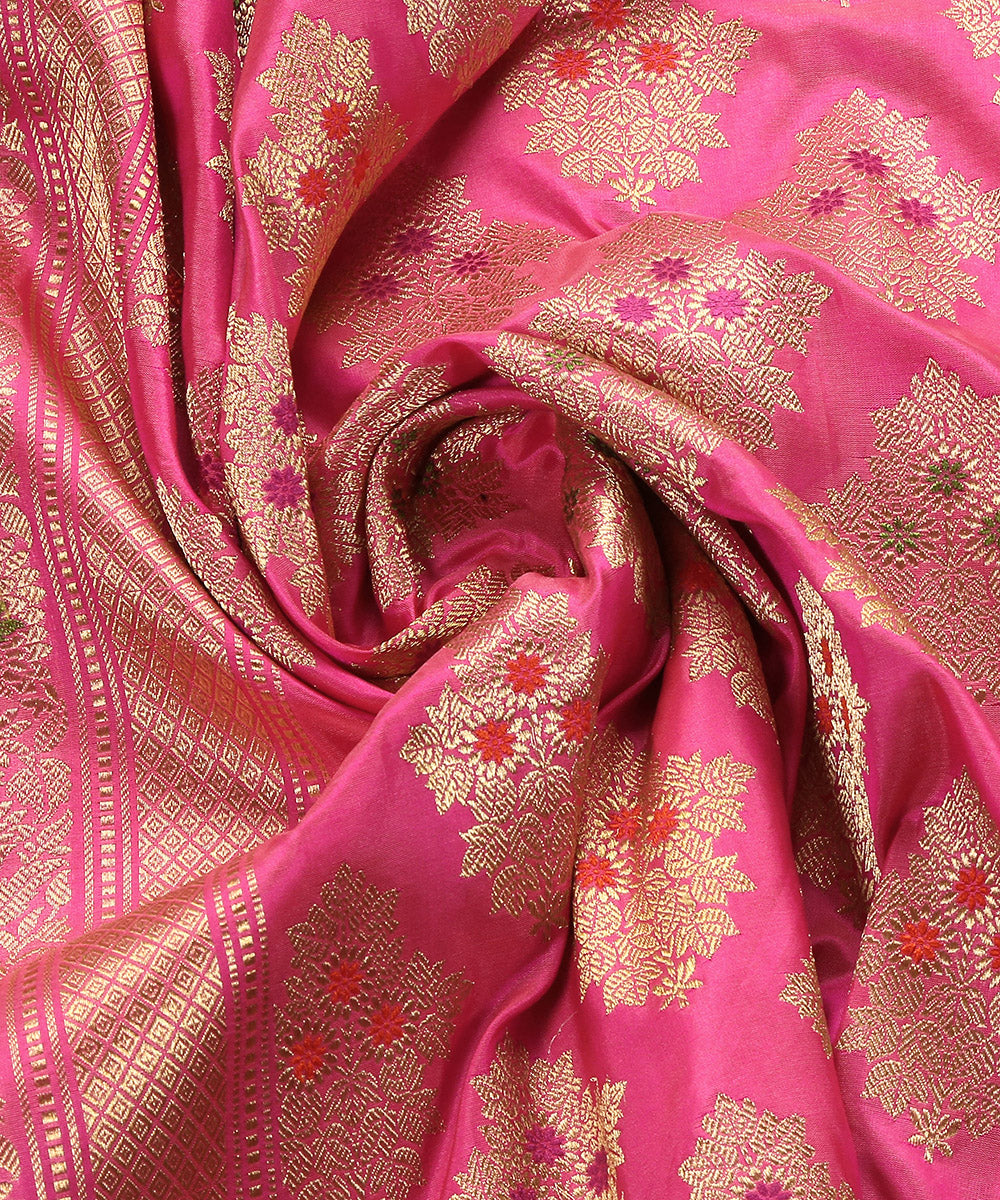 Pink_Handloom_Pure_Katan_Silk_Bananrasi_Dupatta_With_Kadhwa_Meenakari_Boota_WeaverStory_05