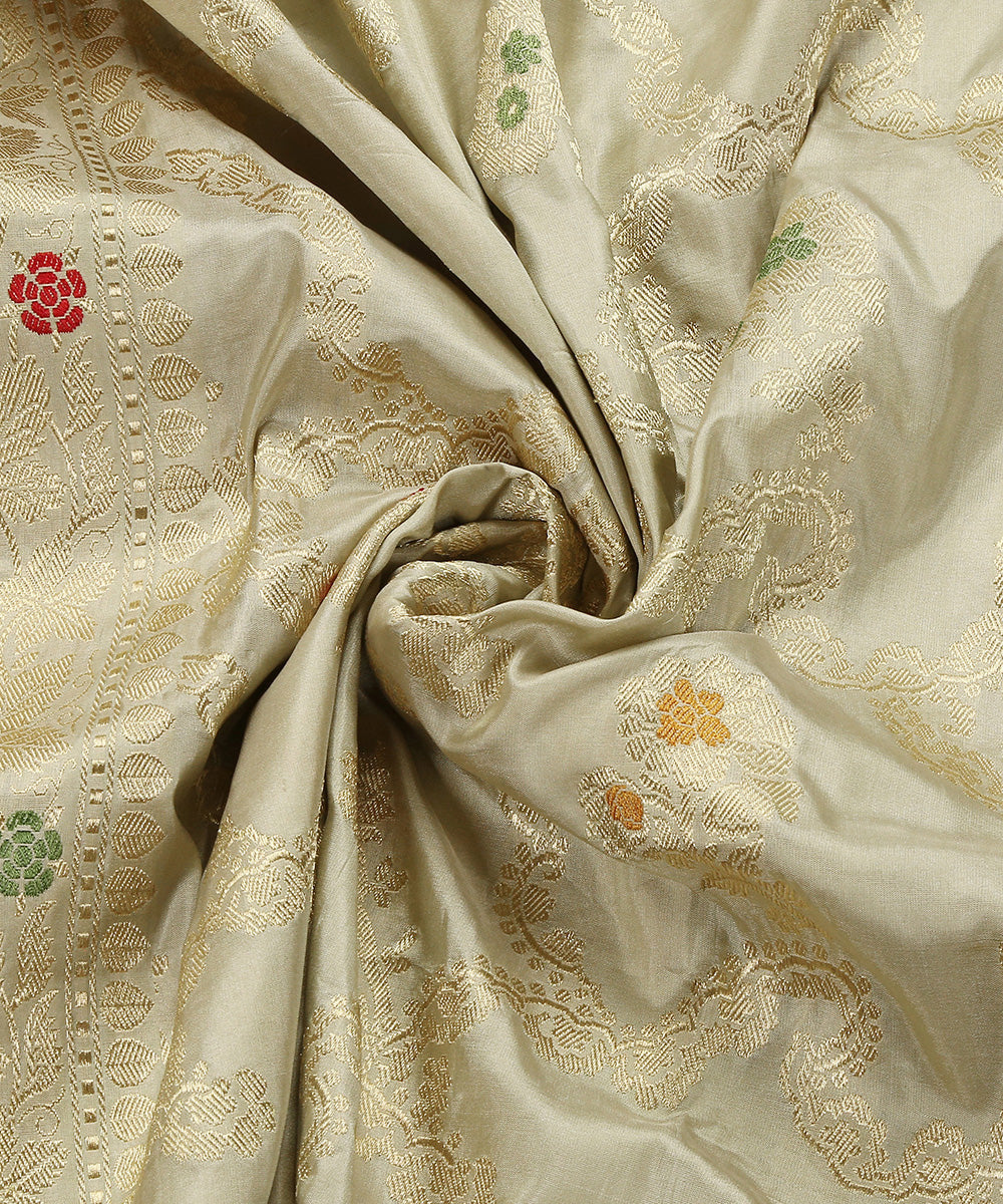 Handloom_Pista_Kadhwa_Meenakari_Boota_Jangla_Dupatta_With_Broad_Zari_And_Meenakari_Border_WeaverStory_05