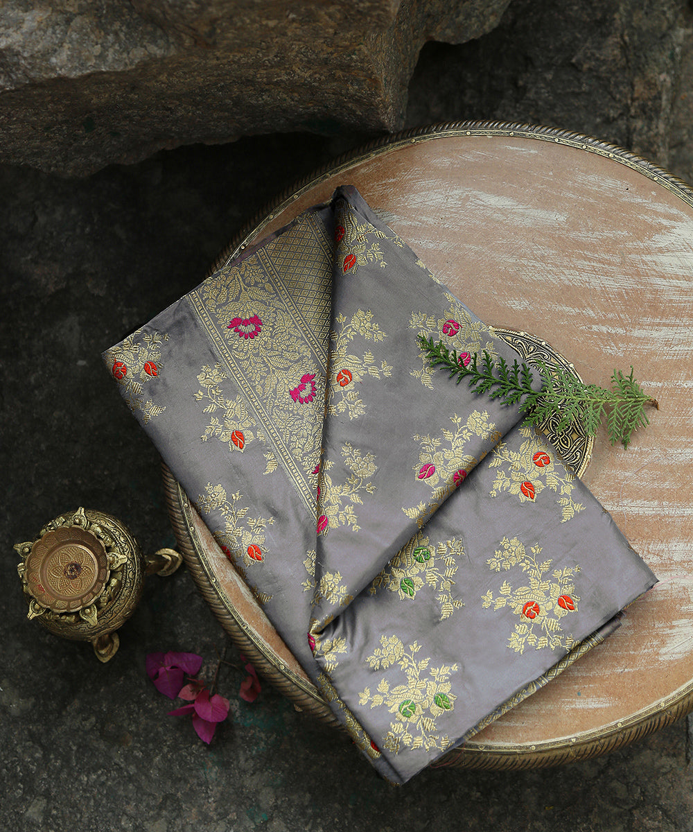 Grey_Handloom_Kadhwa_Meenakari_Boota_Jangla_Dupatta_With_Broad_Zari_And_Meenakari_Border_WeaverStory_01