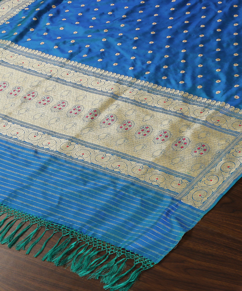 Handloom_Green_And_Royal_Blue_Double_Shade_Pure_Katan_Silk_Banarasi_Dupatta_WeaverStory_03