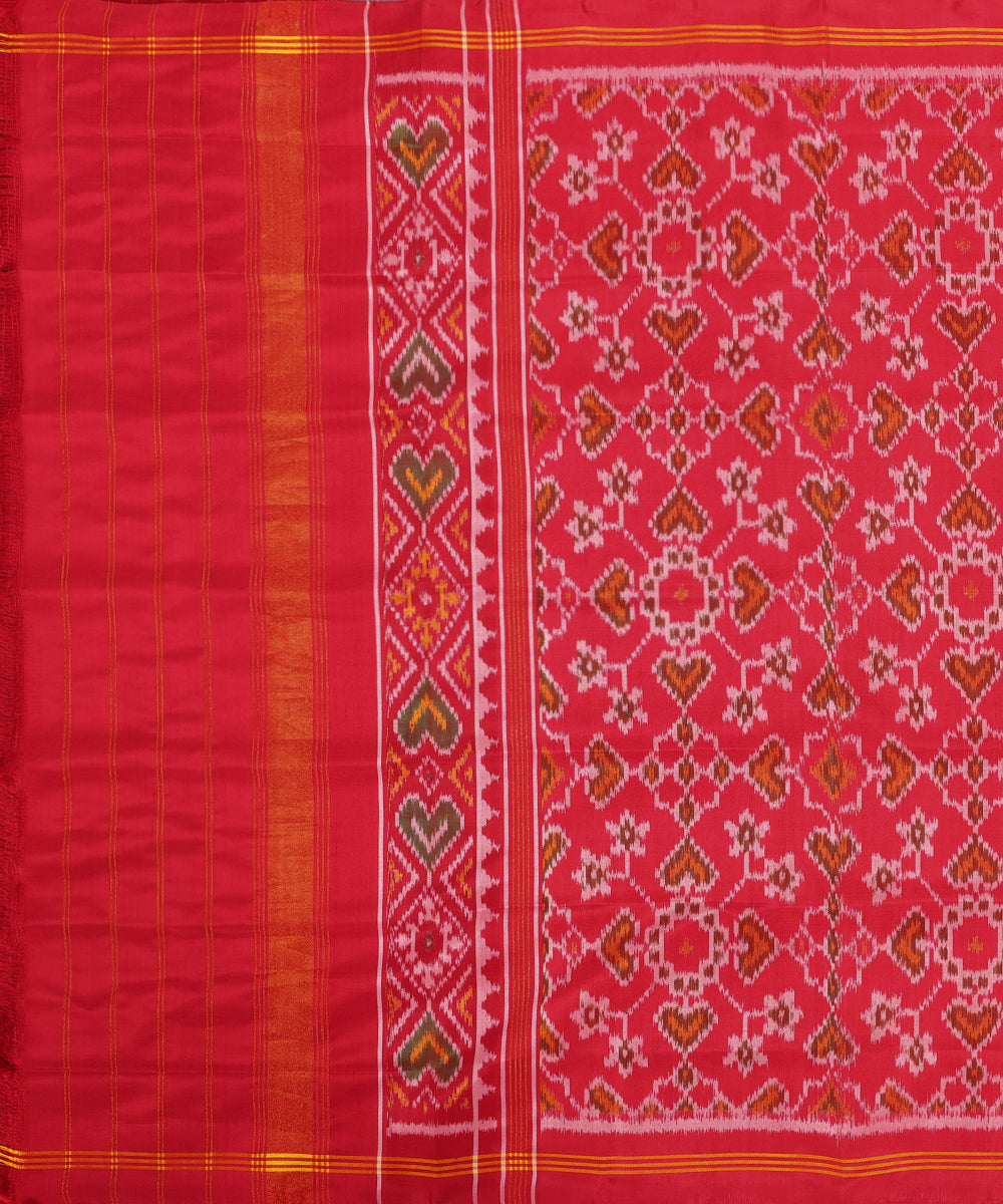 Red_Handloom_Pure_Mulberry_Silk_Ikat_Patola_Dupatta_WeaverStory_02