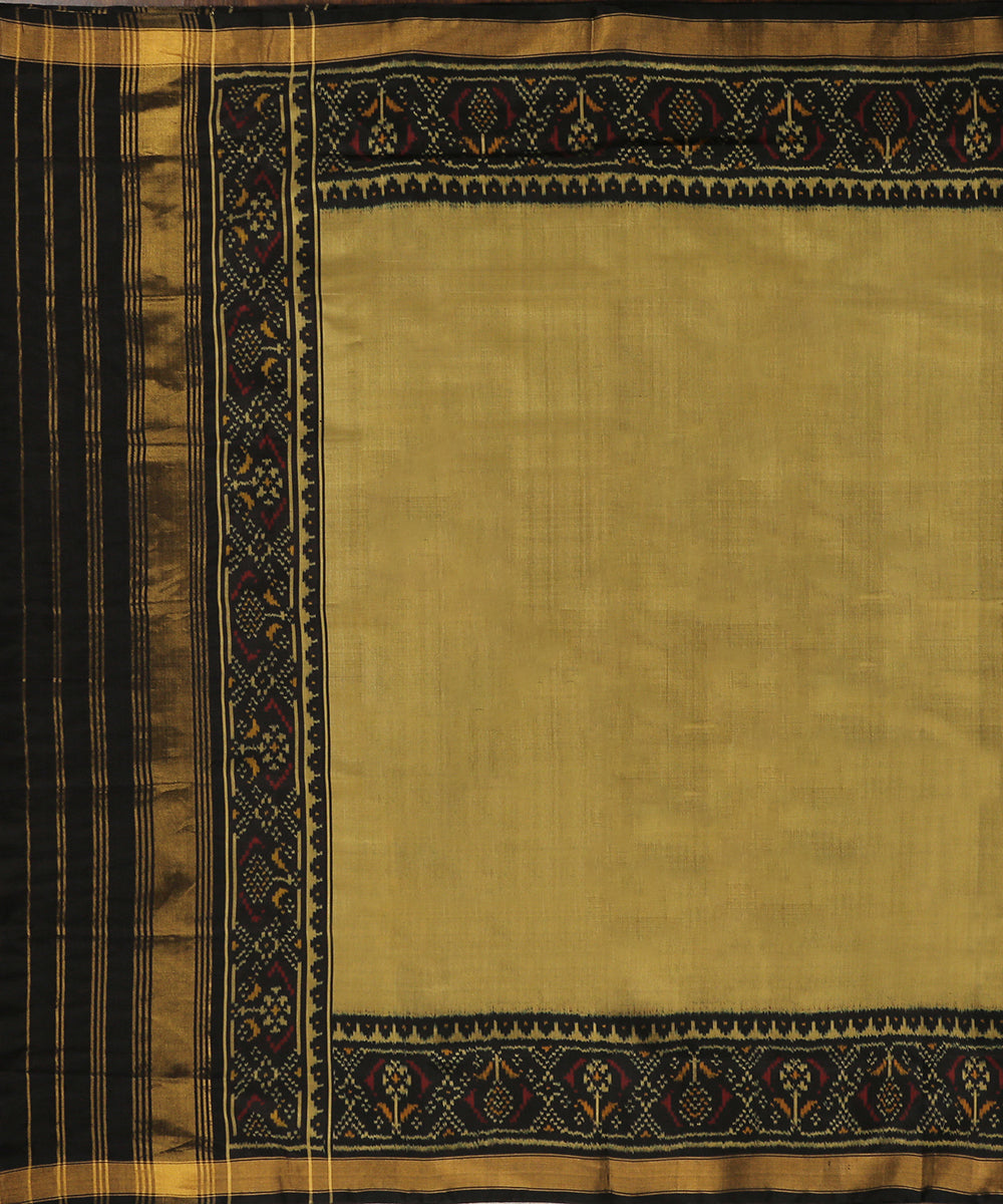 Black_Handloom_Pure_Mulberry_Silk_Ikat_Patola_Dupatta_WeaverStory_02