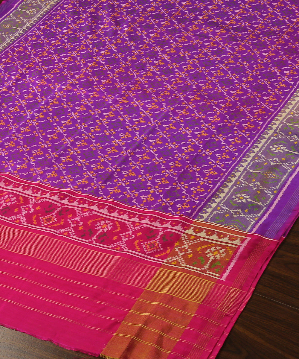 Handloom_Hot_Pink_Pure_Mulberry_Silk_Dupatta_With_Tissue_Border_WeaverStory_03