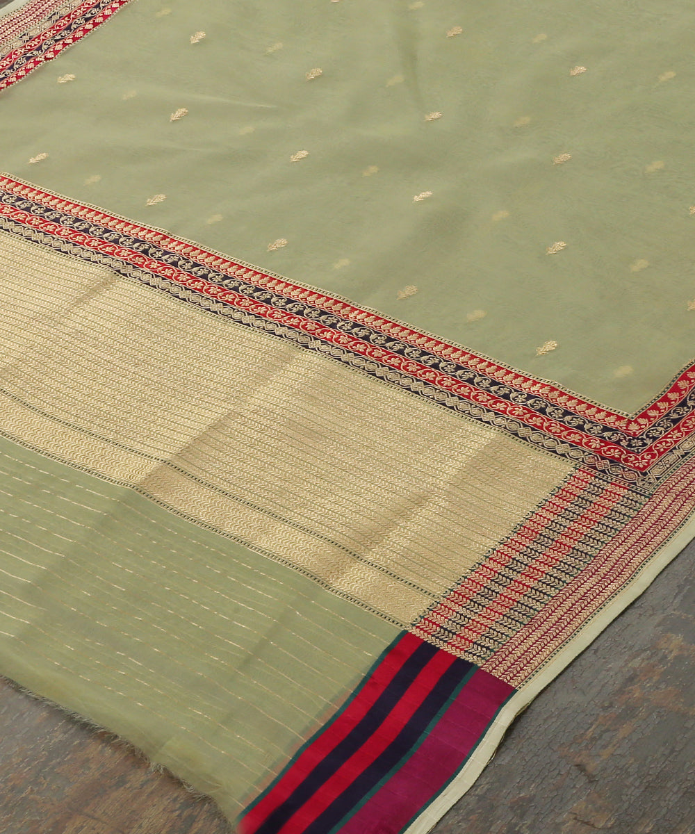 Handloom_Mint_Green_Kora_Silk_Banarasi_Dupatta_With_Multicolor_Meenakari_Border_WeaverStory_03