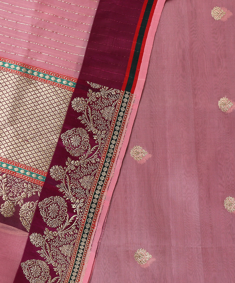Pink_Handloom_Pure_Organza_Banarasi_Dupatta_With_Golden_Booti_WeaverStory_04