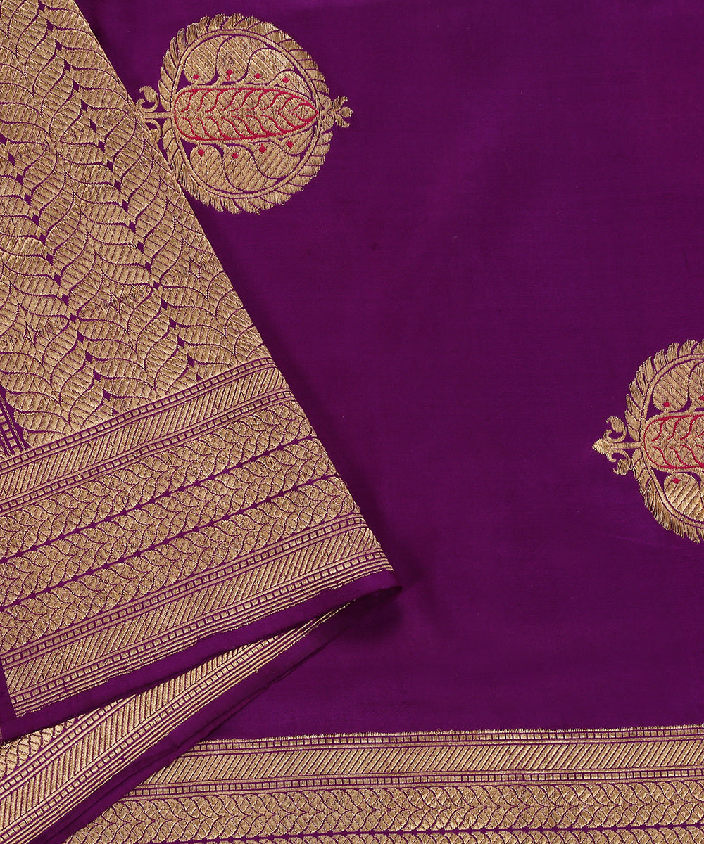 Handloom_Violet_Pure_Katan_Silk_Banarasi_Dupatta_With_Golden_Aanar_Booti_WeaverStory_04