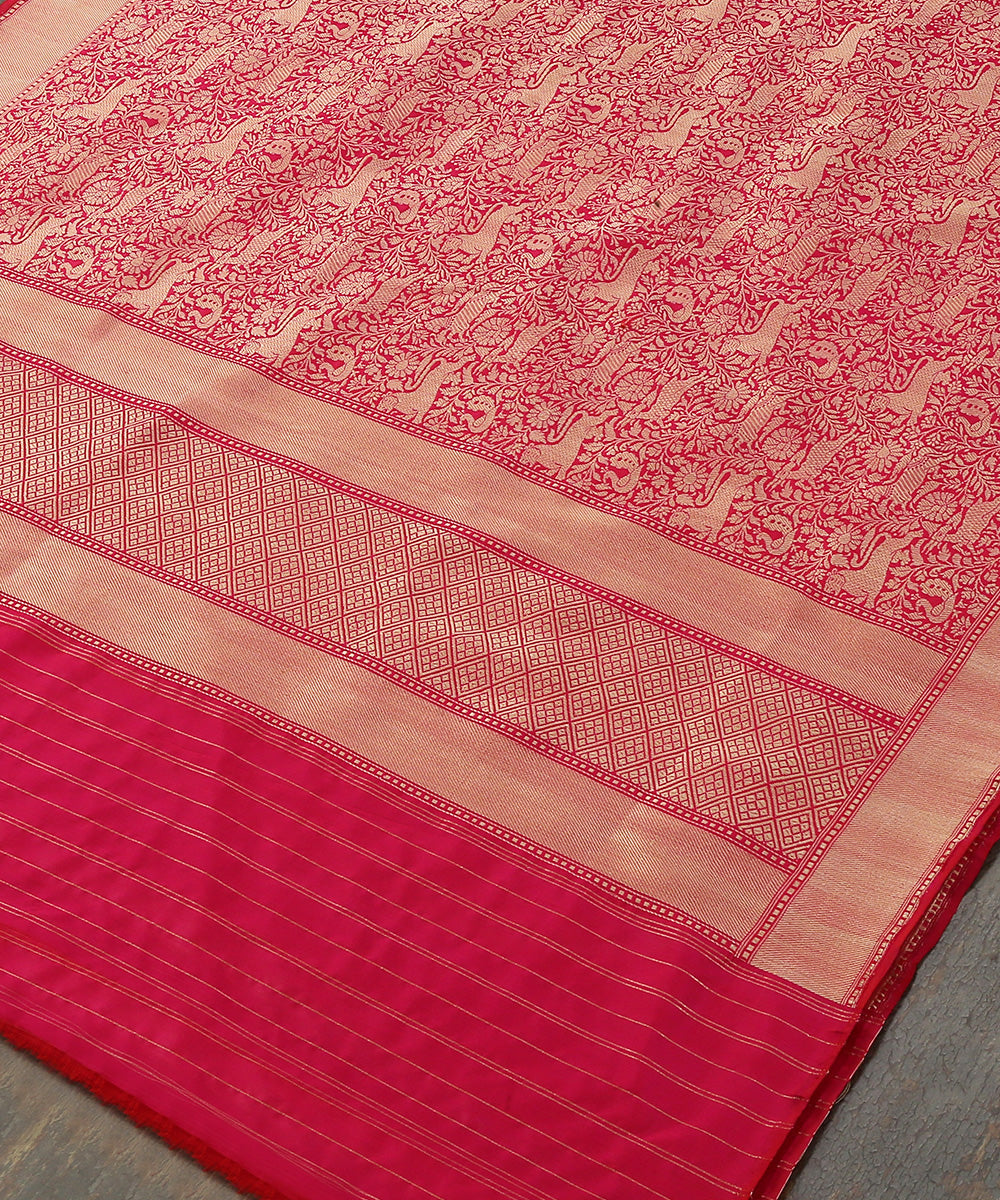 Rani_Pink_Handloom_Pure_Katan_Silk_Shikargah_Banarasi_Dupatta_WeaverStory_03