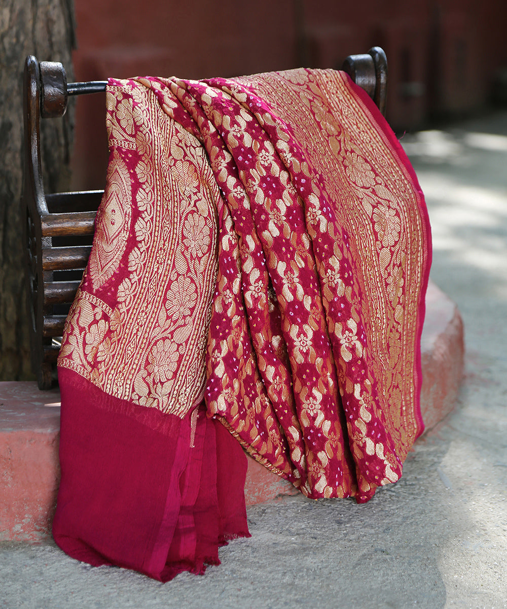 Handloom_Dark_Magenta_Pure_Georgette_Banarasi_Bandhej_With_All_Over_Zari_Jaal_WeaverStory_01
