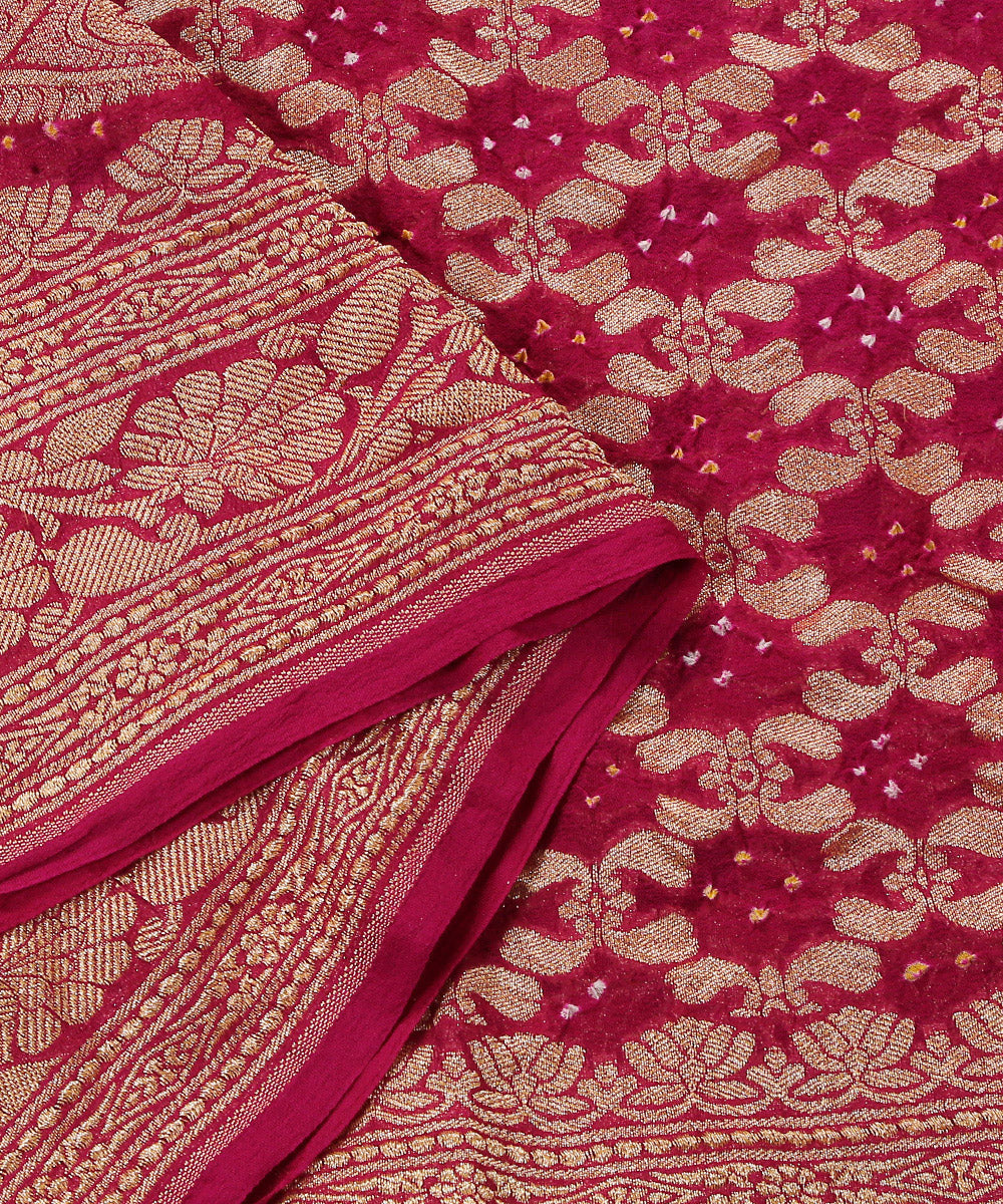 Handloom_Dark_Magenta_Pure_Georgette_Banarasi_Bandhej_With_All_Over_Zari_Jaal_WeaverStory_04