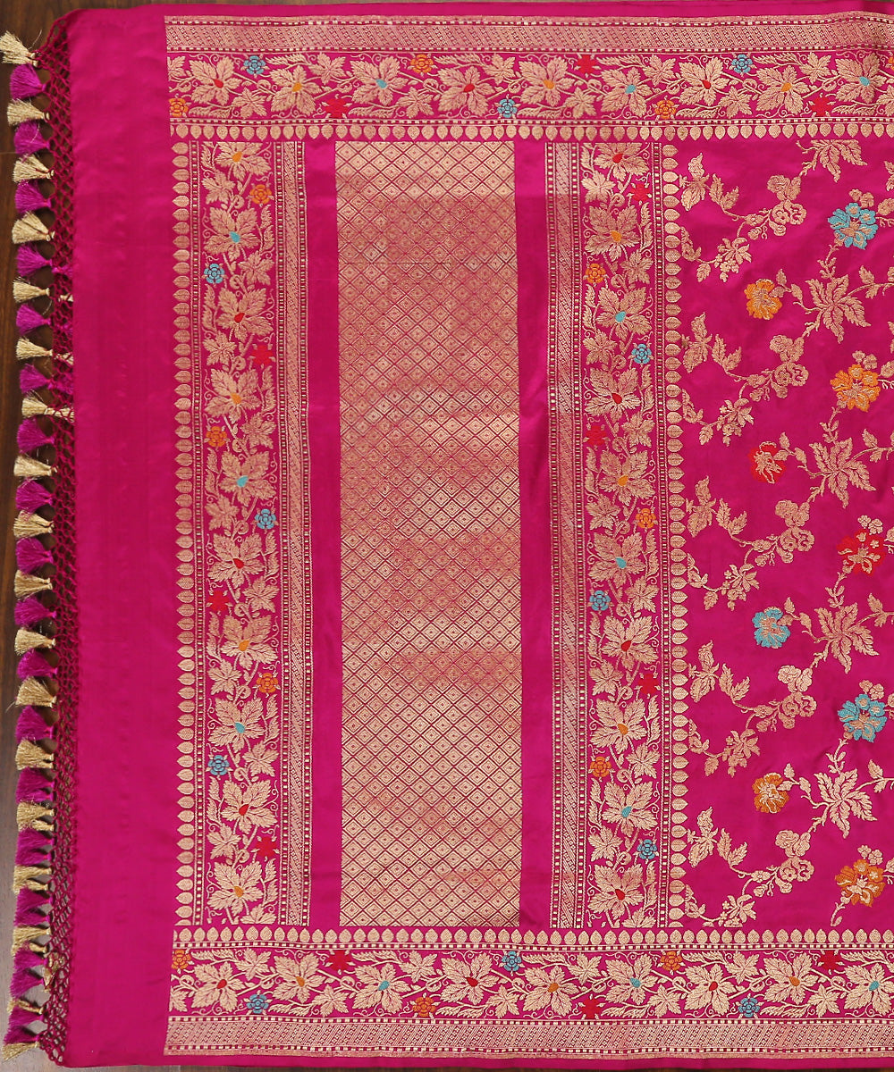 Handloom_Dark_Magenta_Pure_Katan_Silk_Banarasi_Dupatta_With_Kadhwa_Jaal_WeaverStory_02