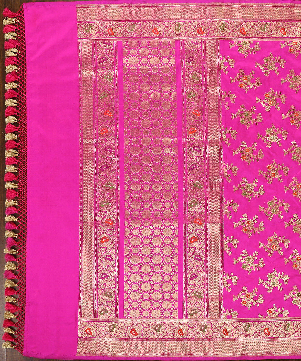 Magenta_Handloom_Pure_Katan_Silk_Banarasi_Dupatta_With_Kadhwa_Jaal_And_Meena_Booti_WeaverStory_02