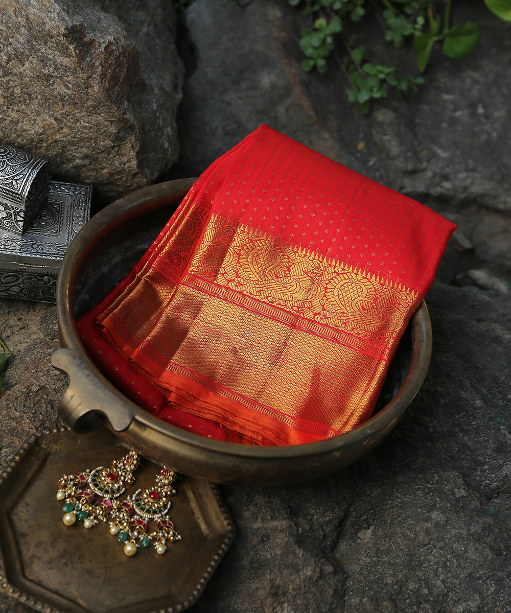 Handloom_Red_Pure_Silk_Shikargah_Kanjivaram_Dupatta_With_Real_Zari_Border_WeaverStory_01