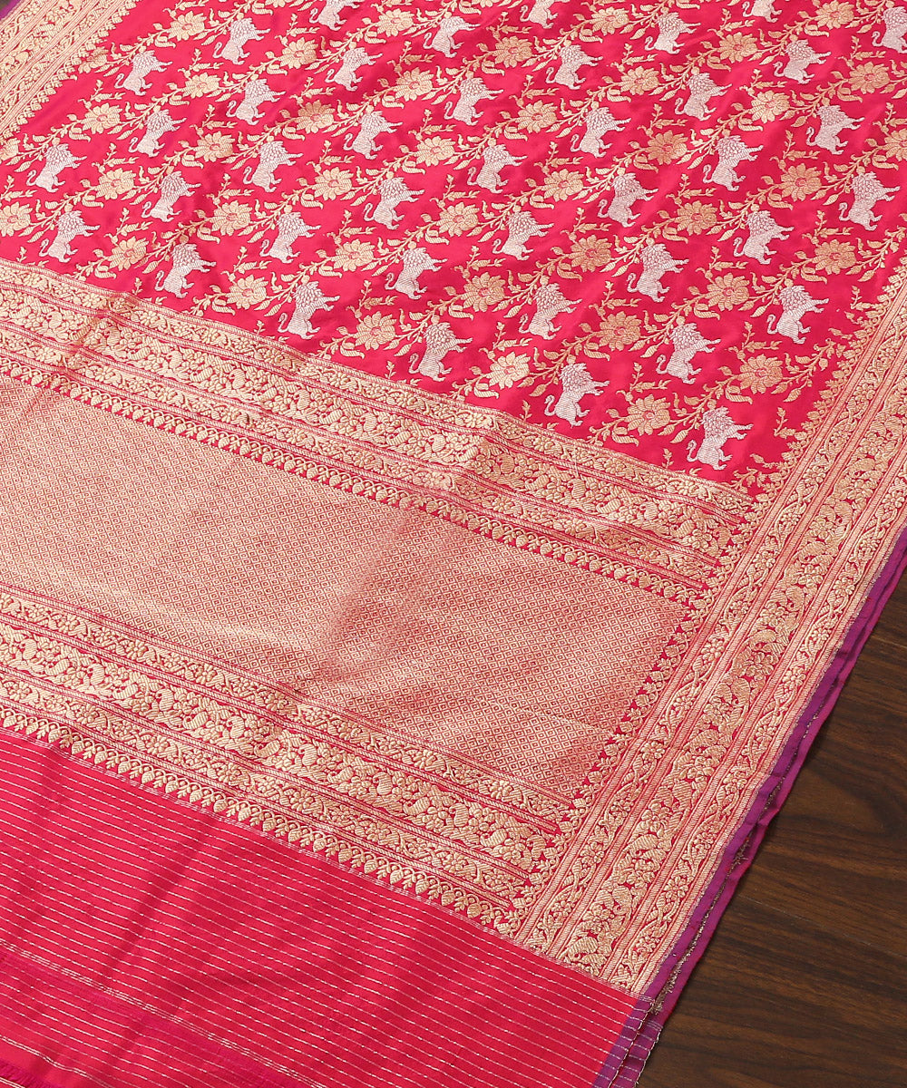 Handloom_Hot_Pink_Double_Shade_Pure_Katan_Silk_Shikargah_Banarasi_Dupatta_With_Sona_Rupa_Jaal_WeaverStory_03