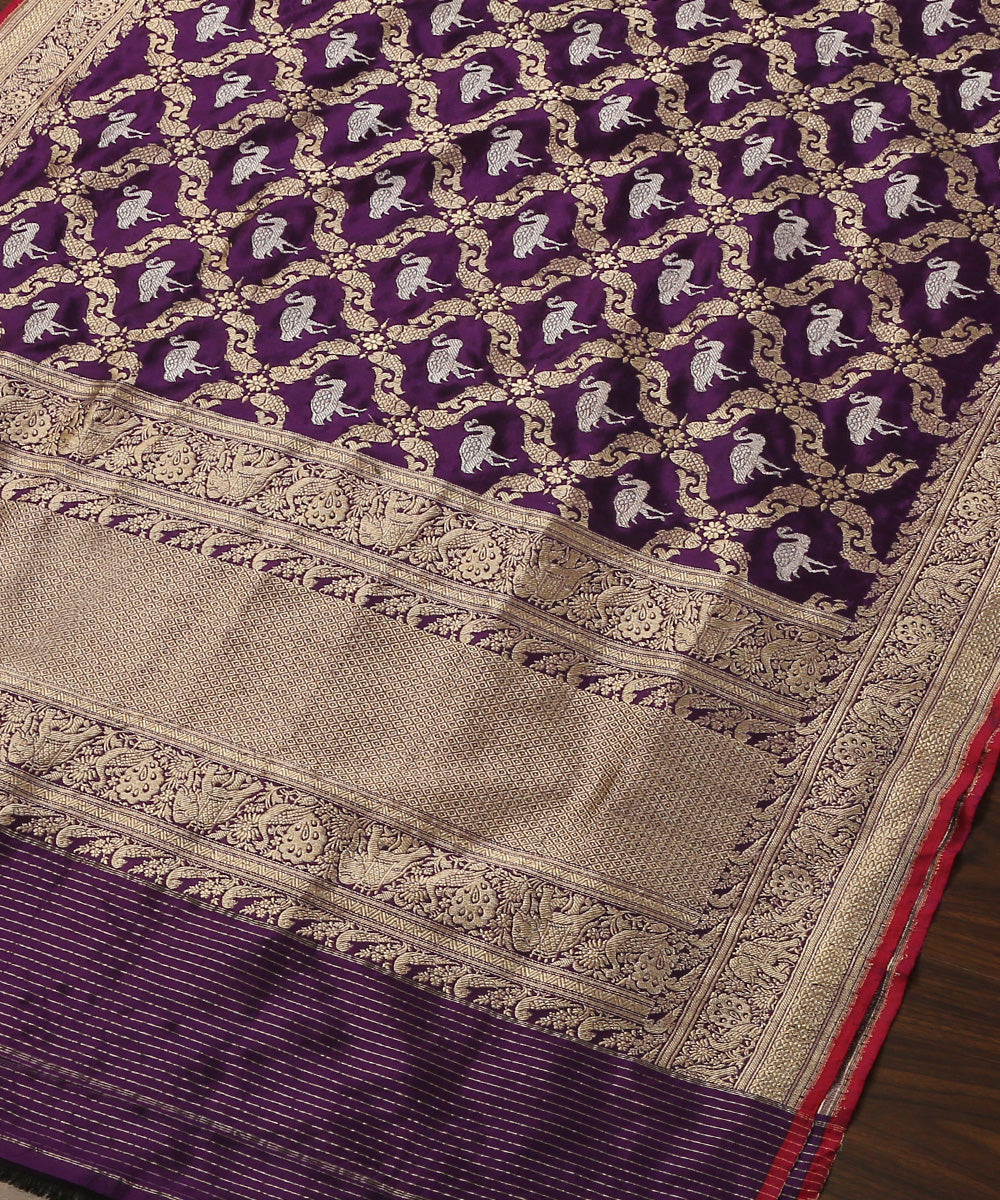 Dark_Purple_Handloom_Pure_Katan_Silk_Shikargah_Banarasi_Dupatta_With_Sona_Rupa_Jaal_WeaverStory_03