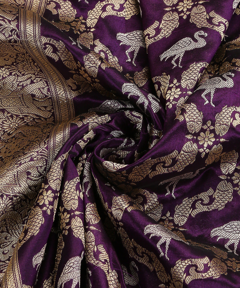 Dark_Purple_Handloom_Pure_Katan_Silk_Shikargah_Banarasi_Dupatta_With_Sona_Rupa_Jaal_WeaverStory_05