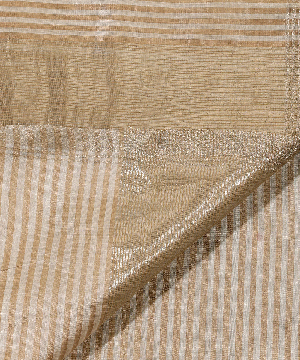 Handloom_Cream_White_Striped_Banarasi_Dupatta_With_5_Petal_Flower_Booti_WeaverStory_04