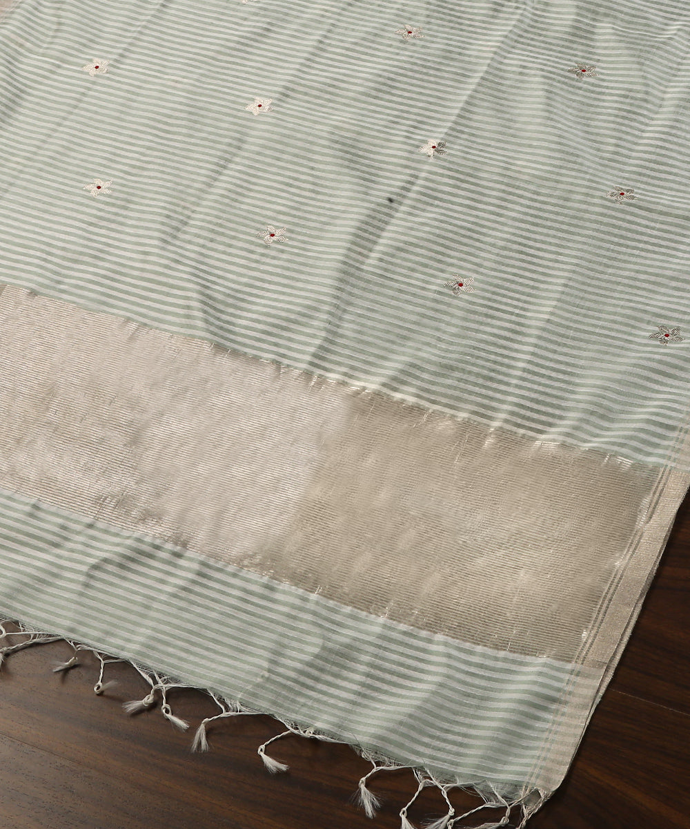 Pastel_Green_And_White_Handloom_Striped_Chanderi_Silk_Dupatta_With_5_Petal_Flower_Booti_WeaverStory_03