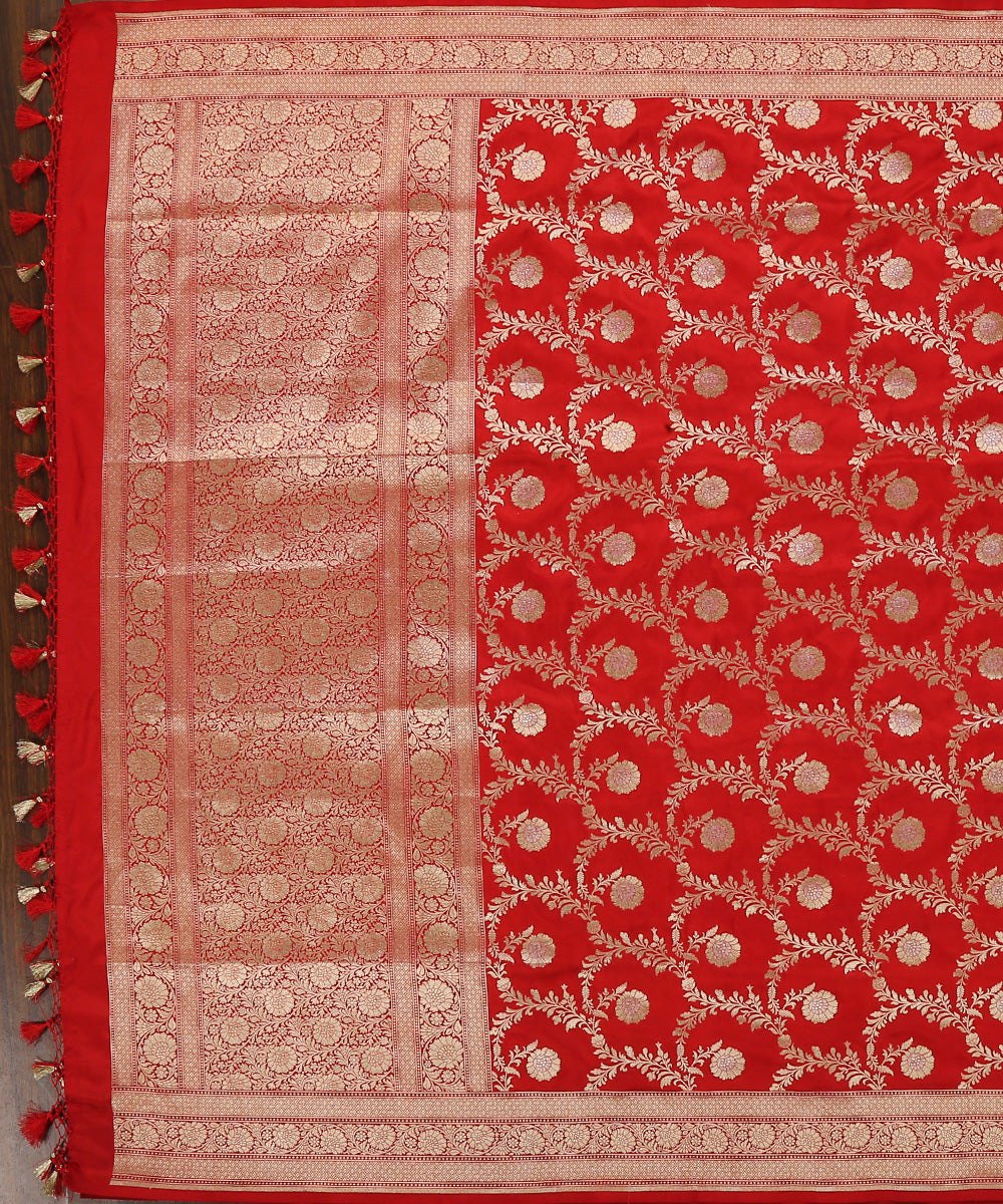 Red_Handloom_Pure_Katan_Silk_Banarasi_Dupatta_With_Sona_Rupa_Meenakari_Jaal_WeaverStory_02