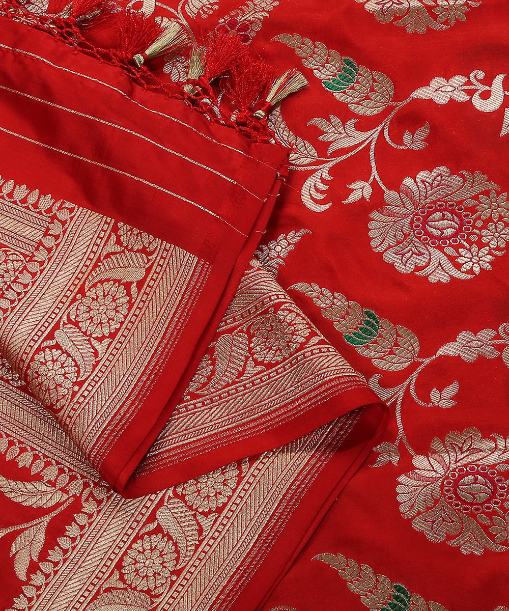 Handloom_Red_Pure_Katan_Silk_Banarasi_Dupatta_With_Meenakari_Jaal_WeaverStory_04