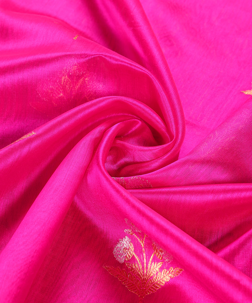 Rani_Pink_Handloom_Pure_Chanderi_Silk_Dupatta_With_Three_Flower_Meena_Motifs_WeaverStory_05