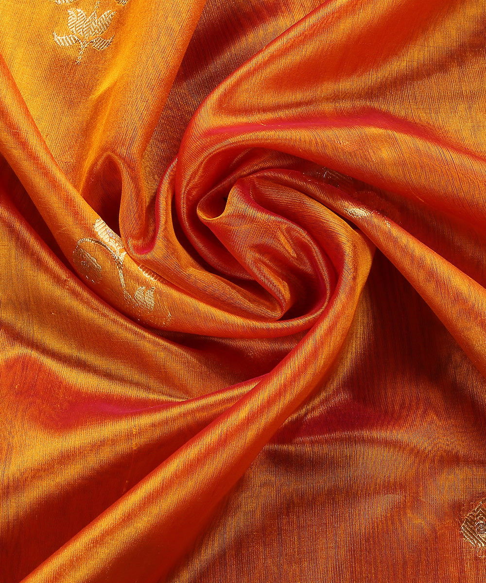 Mustard_Double_Shade_Handloom_Pure_Chanderi_Silk_Dupatta_With_Lotus_And_Three_Flower_Booti_WeaverStory_05