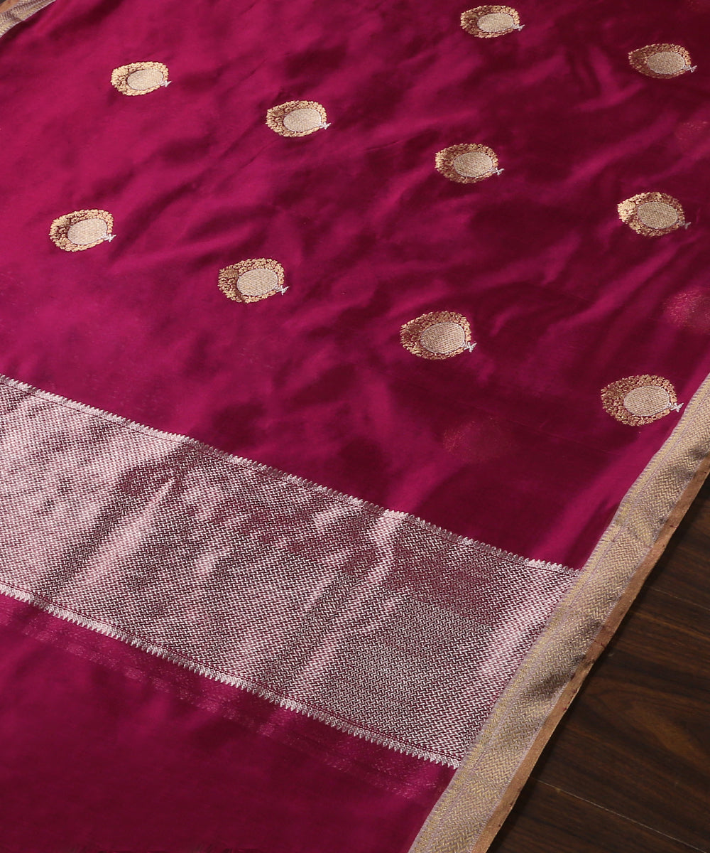 Handloom_Purple_Pure_Chanderi_Silk_Dupatta_With_Lotus_And_Anar_Motifs_WeaverStory_03