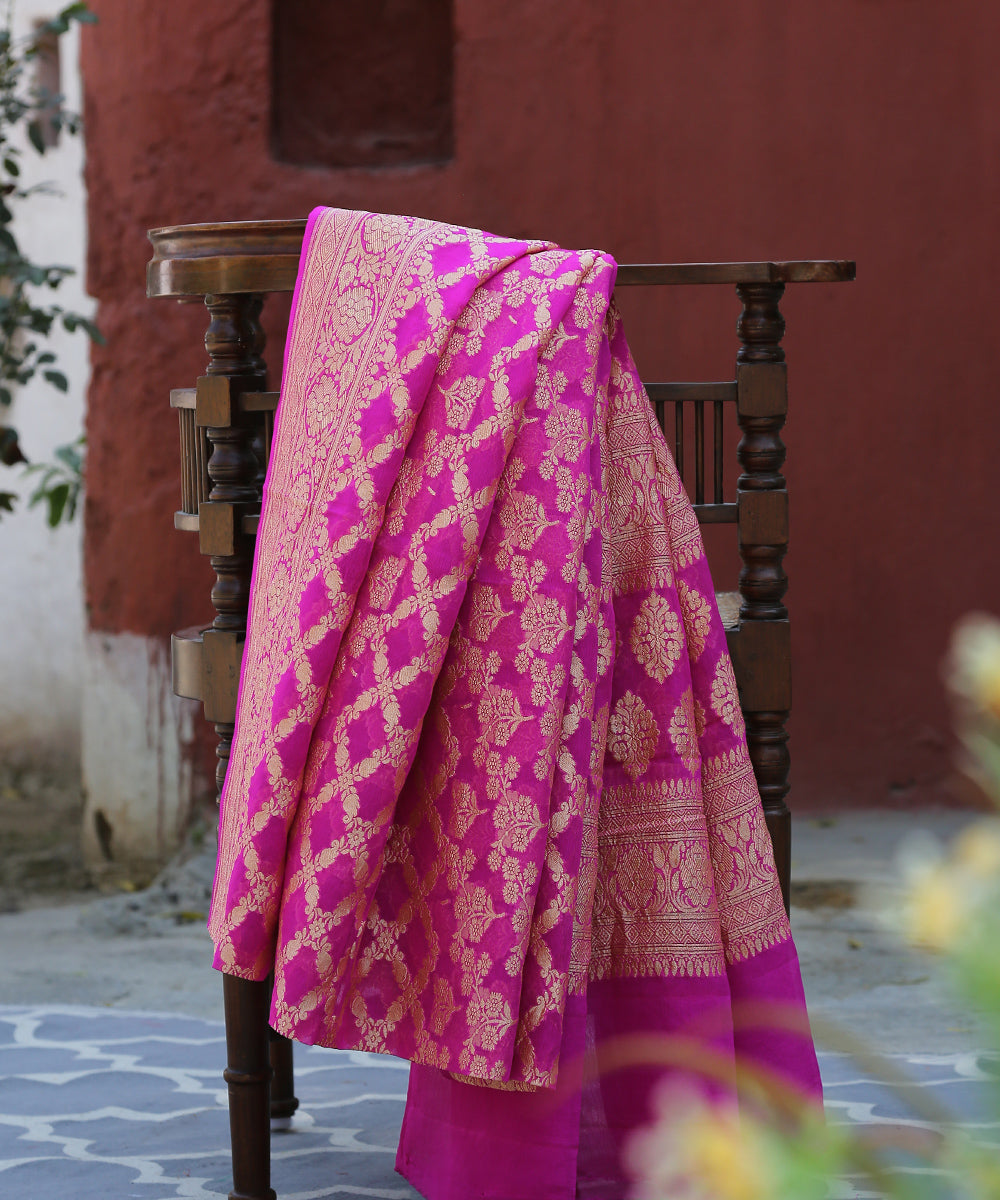 Handloom_Rani_Pink_Pure_Georgette_Banarasi_Bandhej_Dupatta_With_All_Over_Cutwork_Jaal_WeaverStory_01