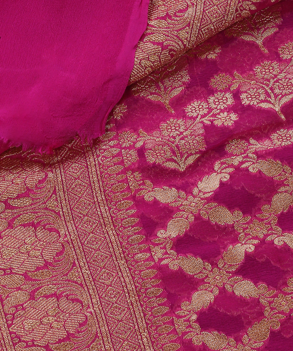 Handloom_Rani_Pink_Pure_Georgette_Banarasi_Bandhej_Dupatta_With_All_Over_Cutwork_Jaal_WeaverStory_04