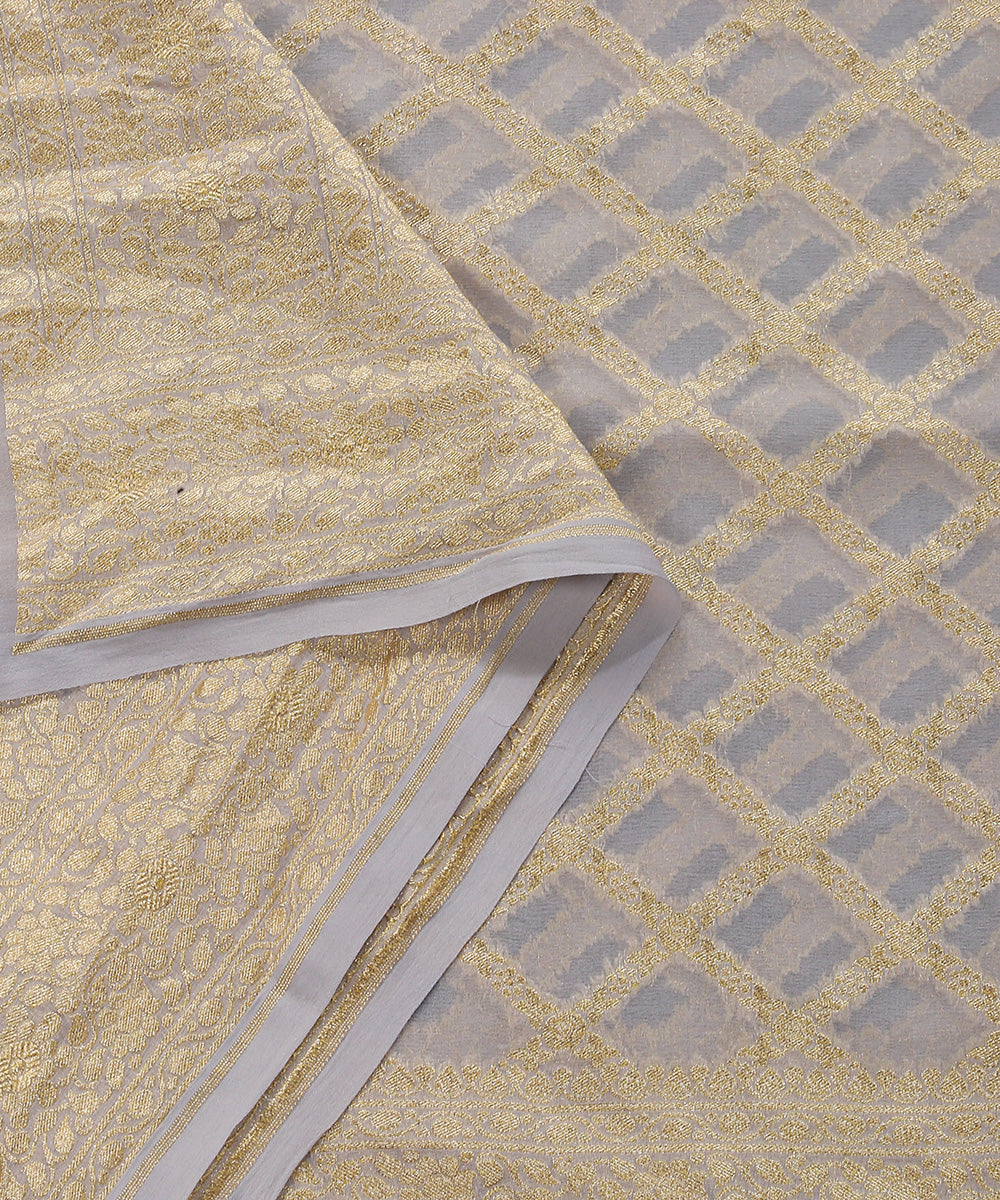 Handloom_Dust_Grey_Pure_Georgette_Banarasi_Bandhej_Dupatta_With_Cutwork_Jaal_WeaverStory_04
